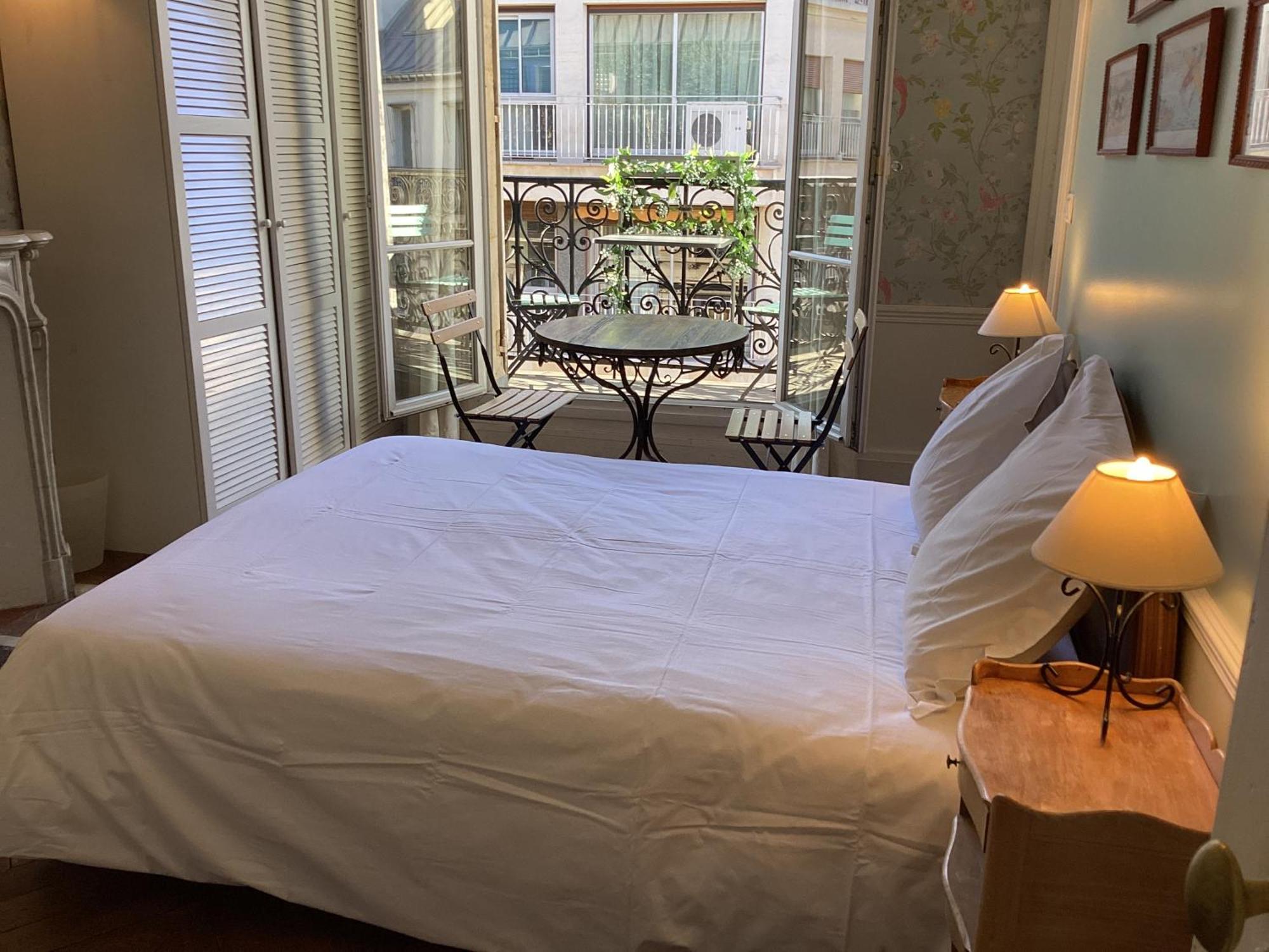 Bed And Breakfast Paris Quartier Champs-Elysees Экстерьер фото