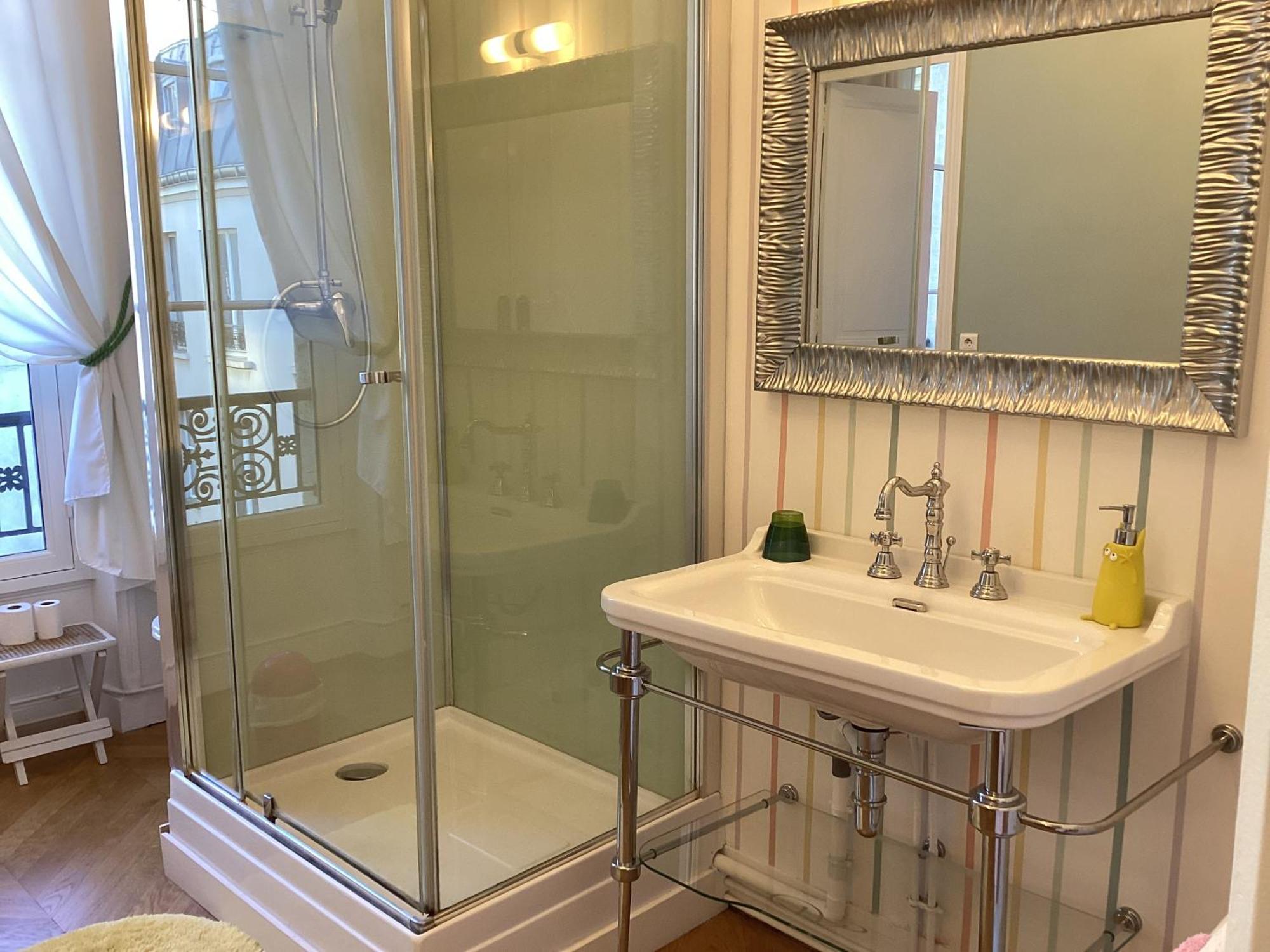 Bed And Breakfast Paris Quartier Champs-Elysees Экстерьер фото