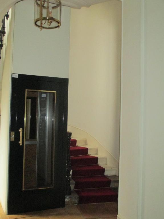 Bed And Breakfast Paris Quartier Champs-Elysees Экстерьер фото